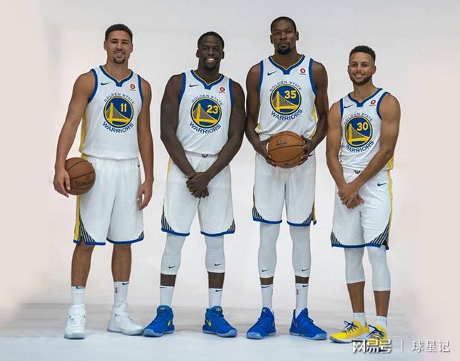群星纪元 群星纪元